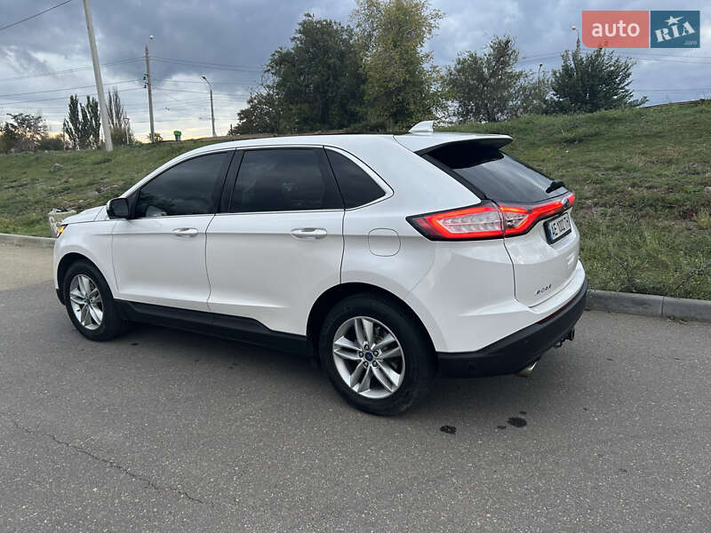 Ford Edge 2015