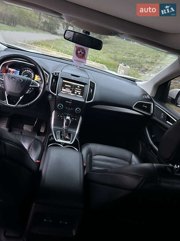 Ford Edge 2015
