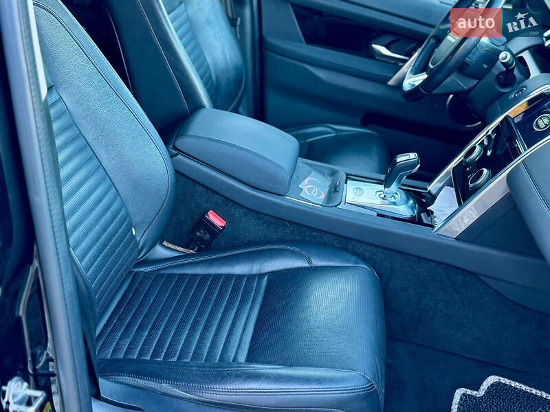 Land Rover Discovery Sport 2019