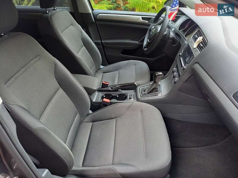 Volkswagen Golf 2015