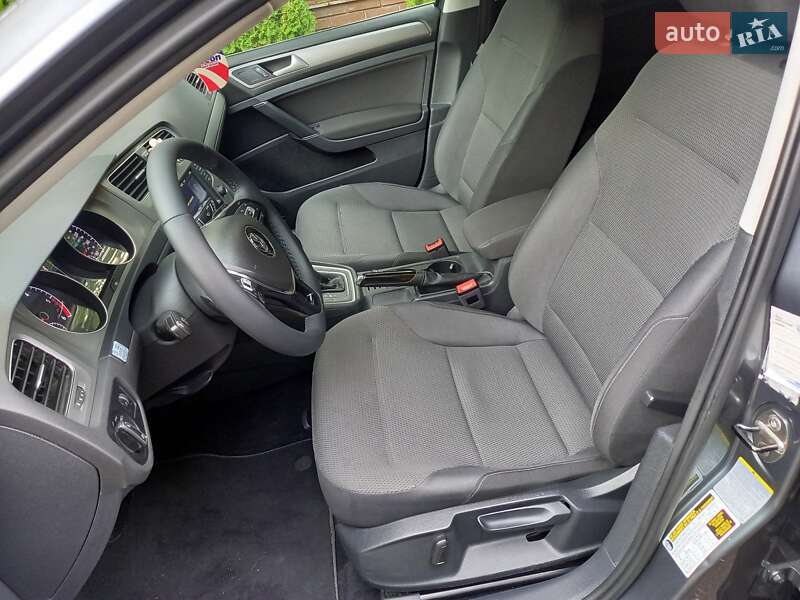 Volkswagen Golf 2015