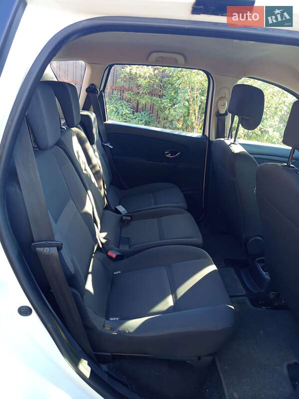 Renault Scenic 2013