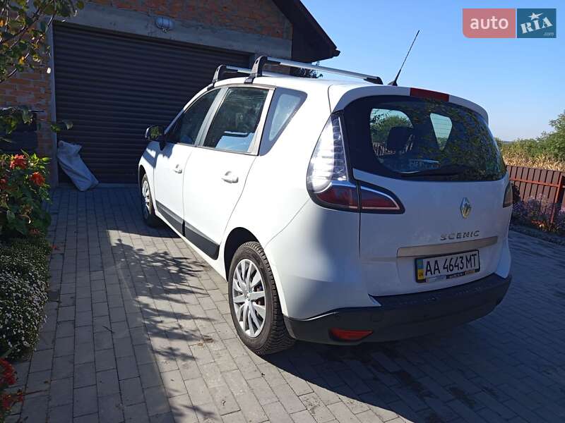 Renault Scenic 2013