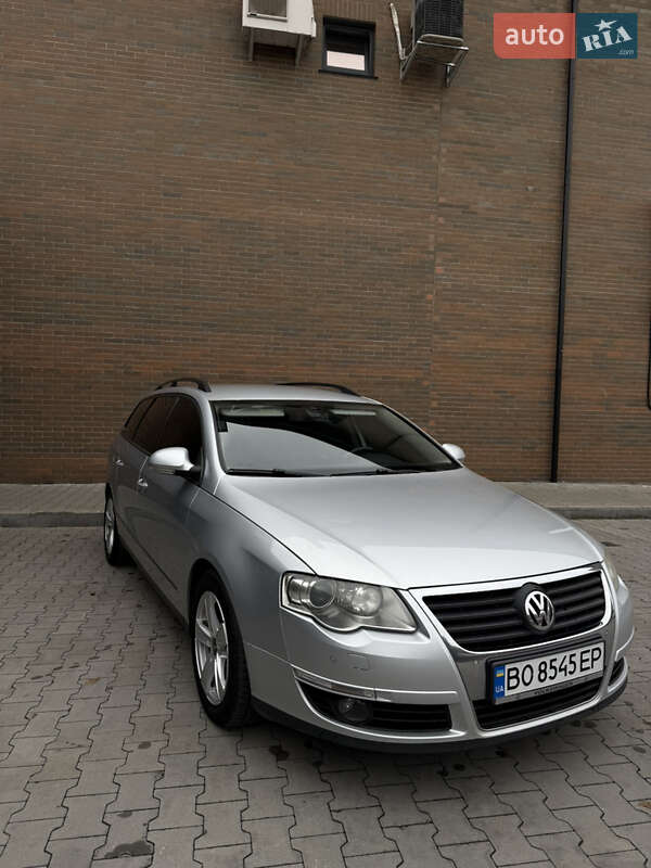 Volkswagen Passat 2010