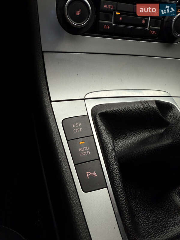 Volkswagen Passat 2010