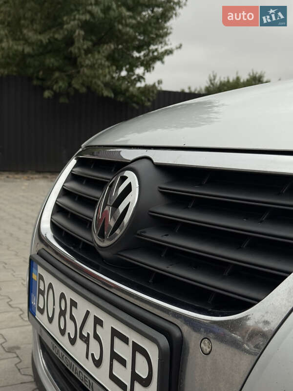 Volkswagen Passat 2010