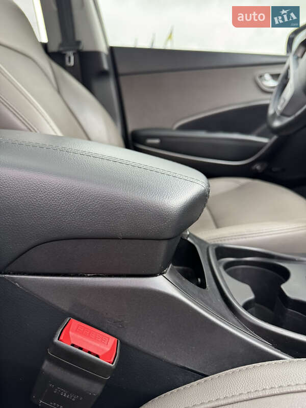 Hyundai Santa FE 2016