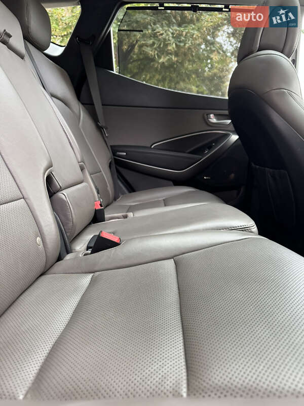 Hyundai Santa FE 2016