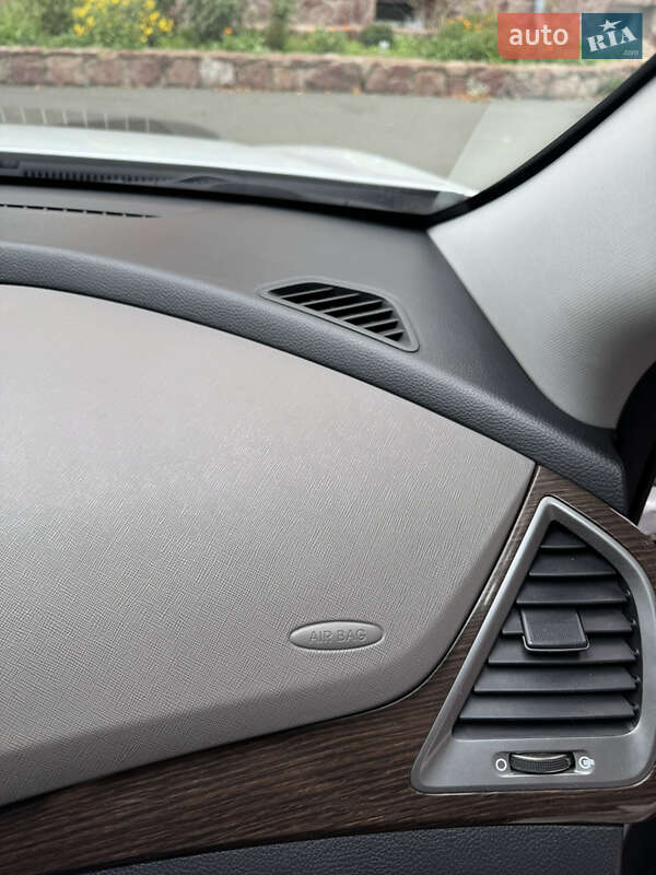 Hyundai Santa FE 2016