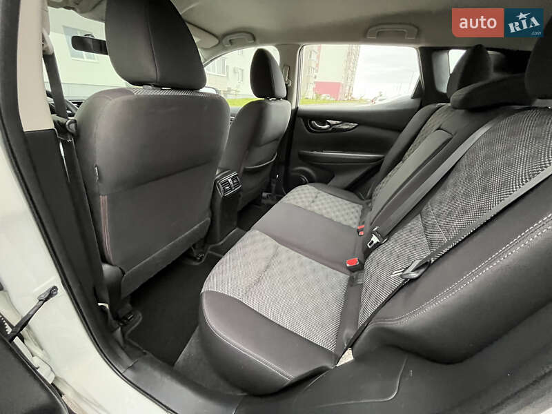 Nissan Rogue Sport 2017