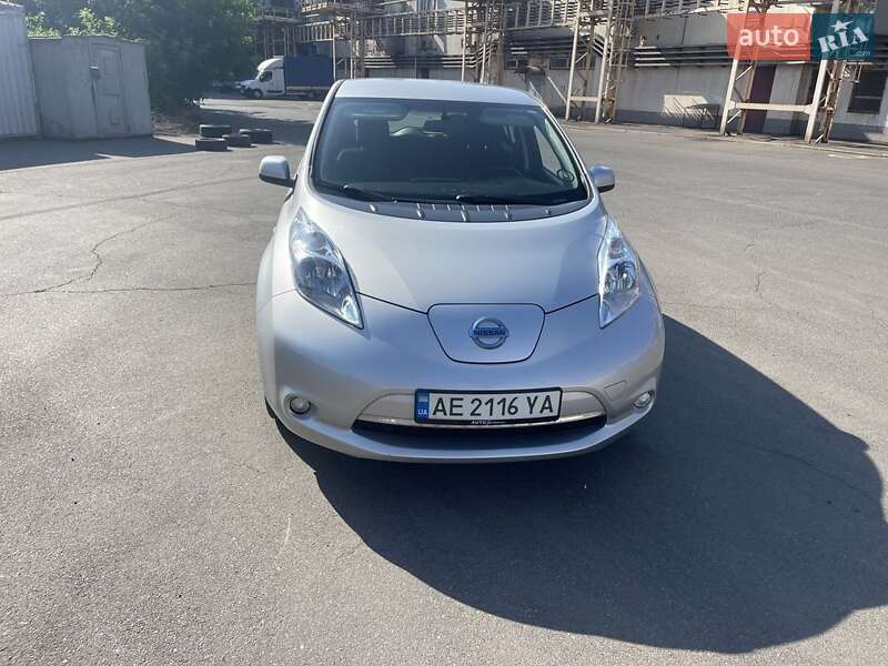 Nissan Leaf 2014