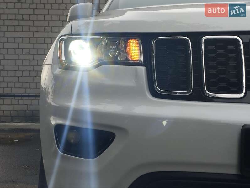 Jeep Grand Cherokee 2017