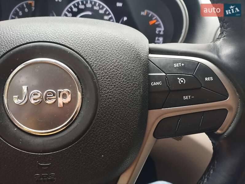 Jeep Grand Cherokee 2017