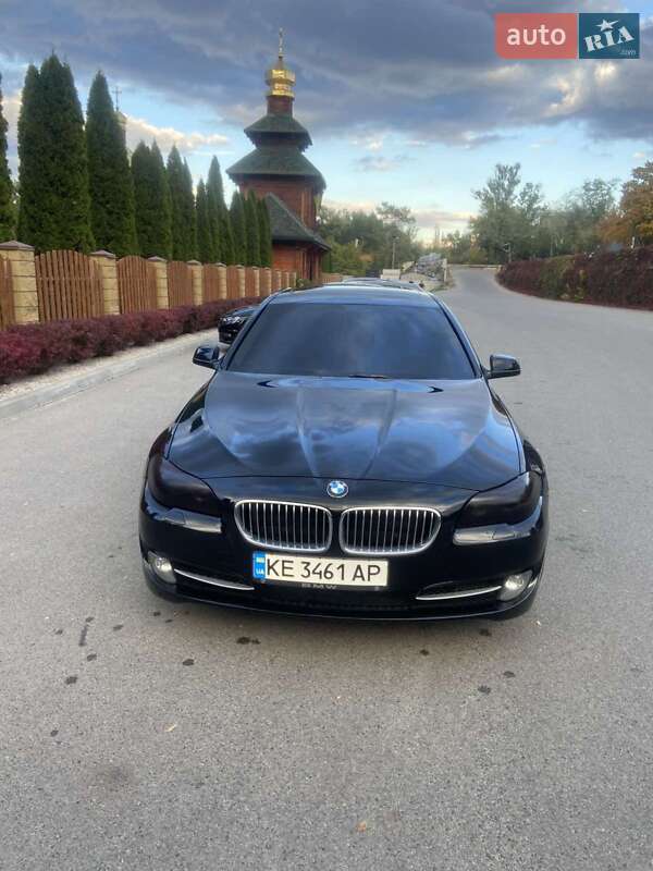 BMW 5 Series 2012