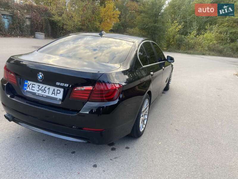 BMW 5 Series 2012