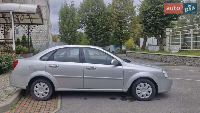 Chevrolet Lacetti 2011