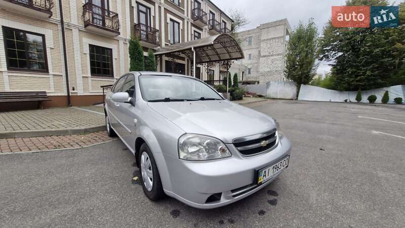 Chevrolet Lacetti 2011