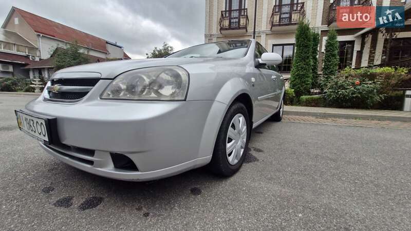 Chevrolet Lacetti 2011