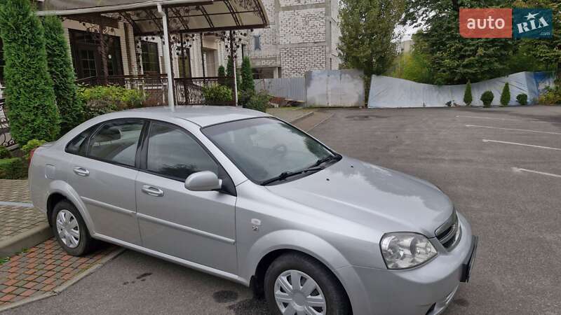 Chevrolet Lacetti 2011