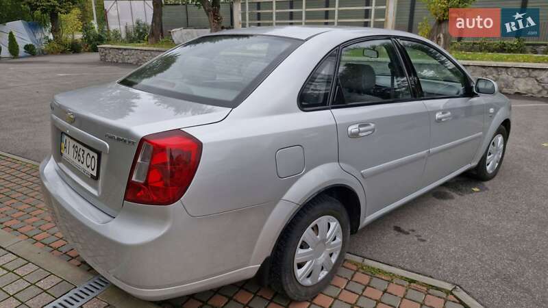 Chevrolet Lacetti 2011