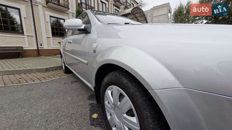 Chevrolet Lacetti 2011