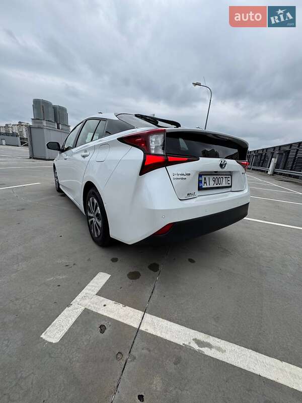 Toyota Prius 2020