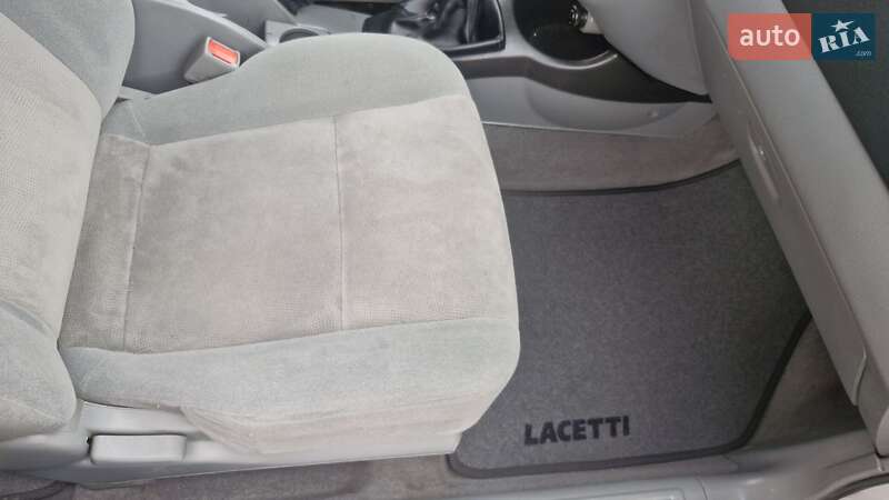 Chevrolet Lacetti 2011