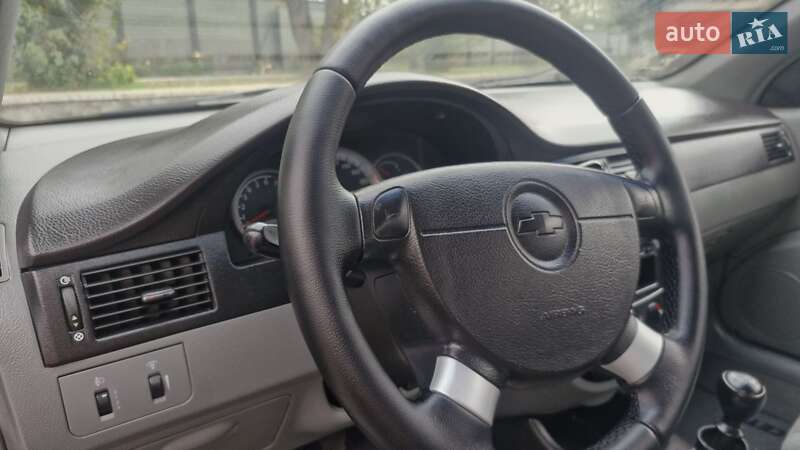 Chevrolet Lacetti 2011