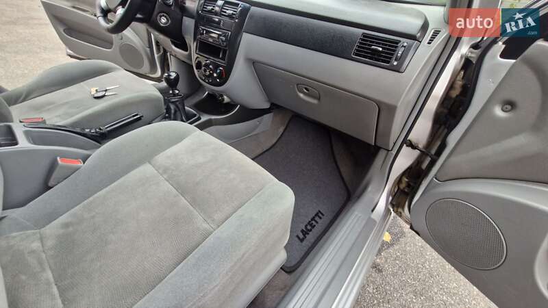 Chevrolet Lacetti 2011