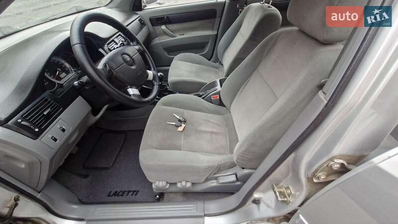 Chevrolet Lacetti 2011