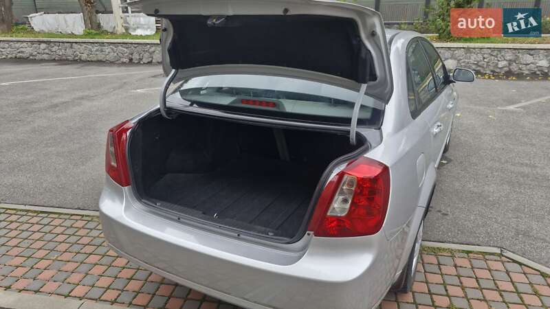 Chevrolet Lacetti 2011