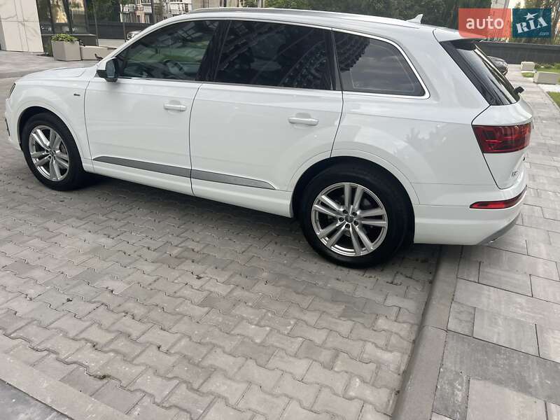 Audi Q7 2018