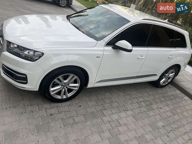 Audi Q7 2018