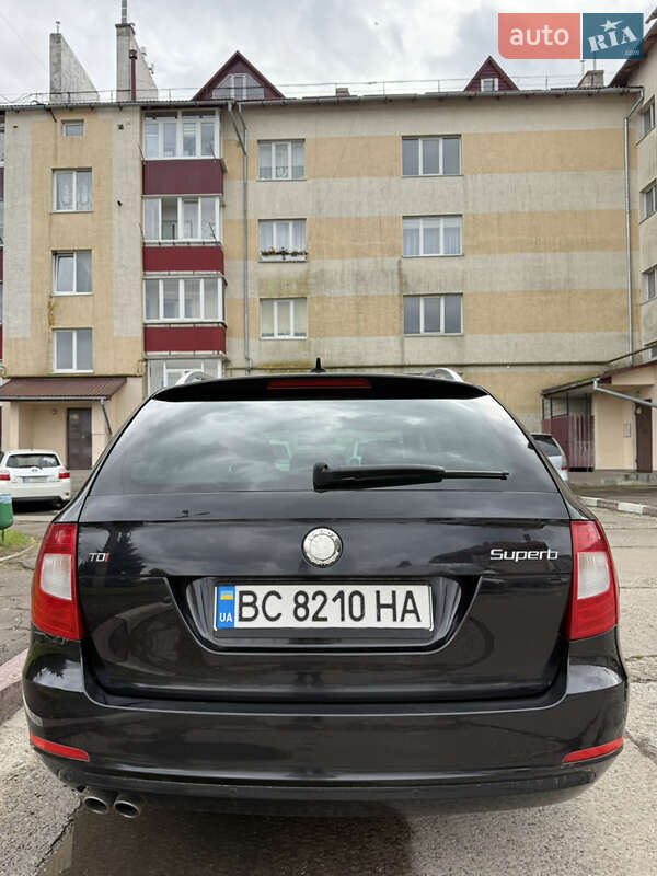 Skoda Superb 2013