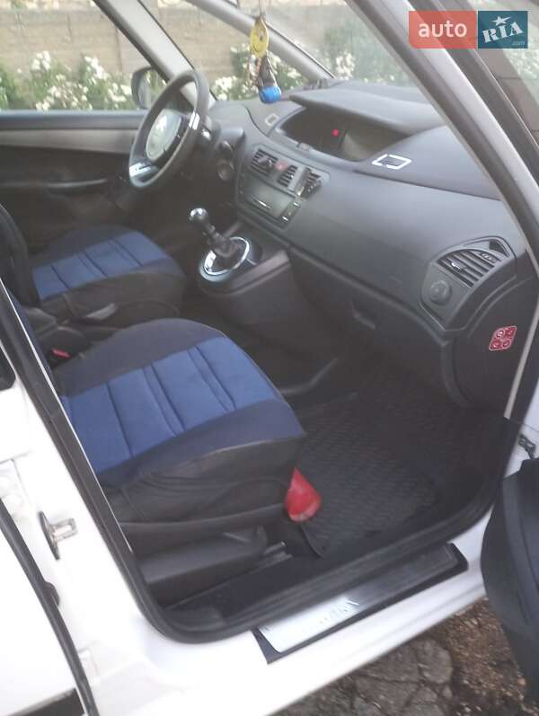 Citroen C4 Picasso 2011