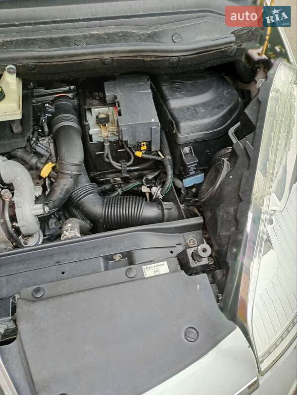 Citroen C4 Picasso 2011