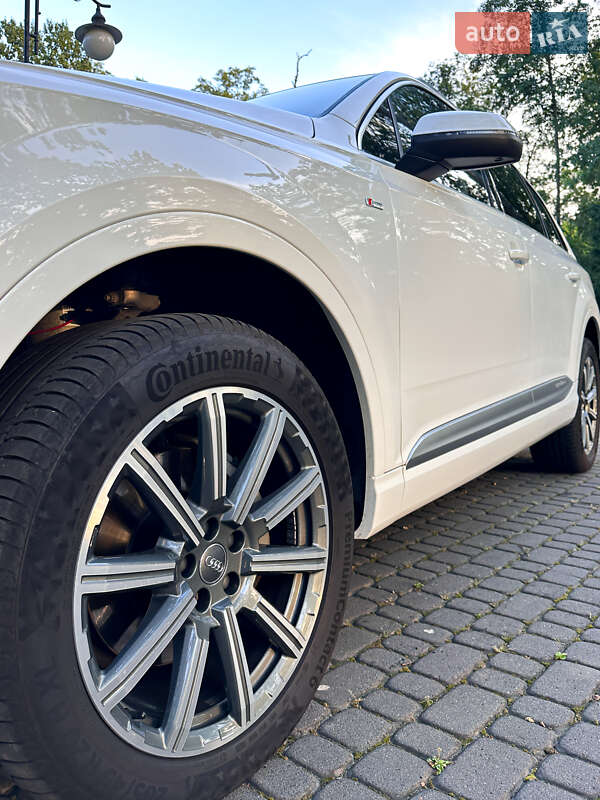 Audi Q7 2017