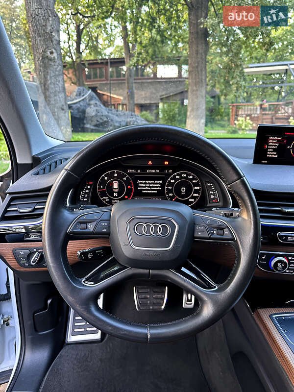 Audi Q7 2017