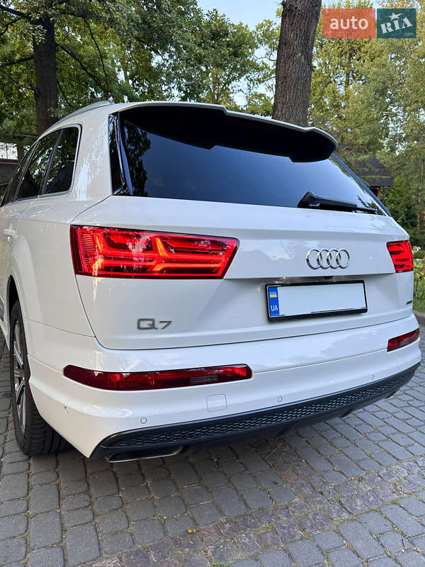 Audi Q7 2017