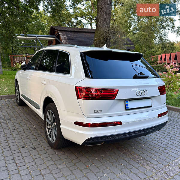 Audi Q7 2017