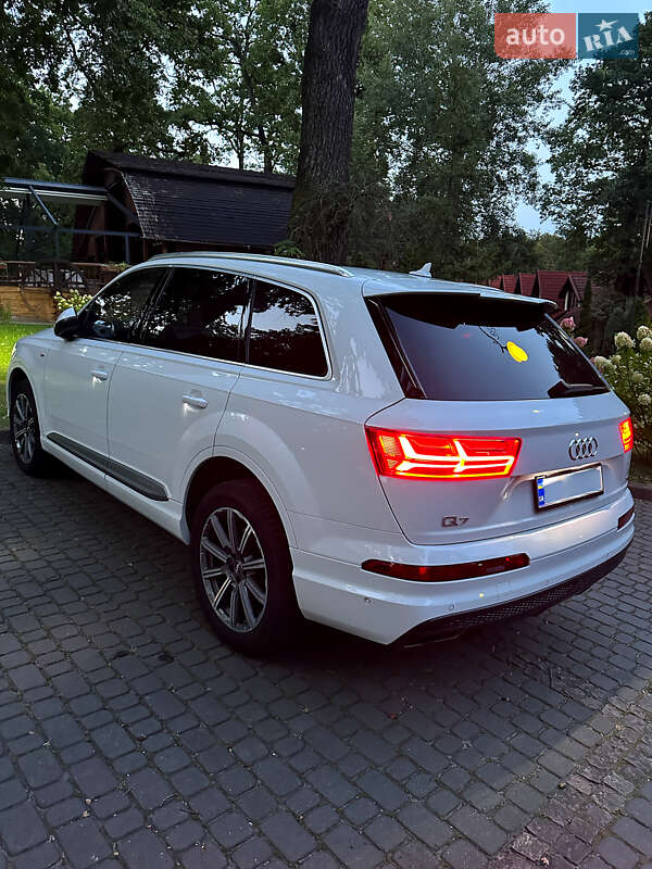 Audi Q7 2017
