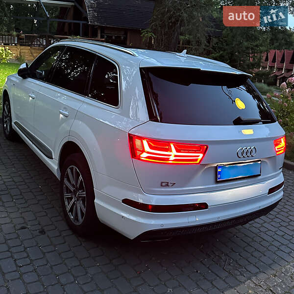Audi Q7 2017