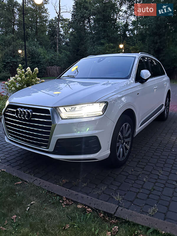 Audi Q7 2017
