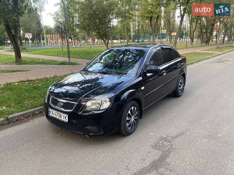 Kia Rio 2011