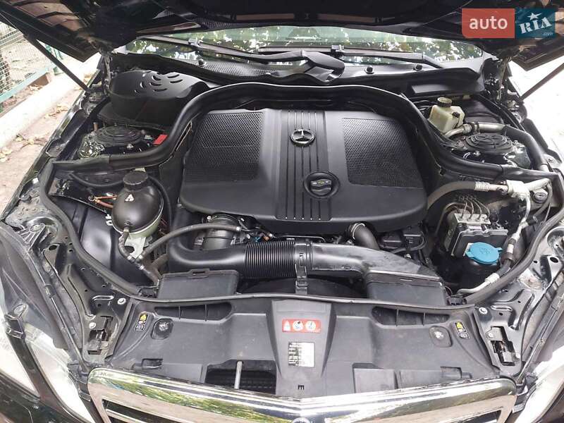 Mercedes-Benz E-Class 2010