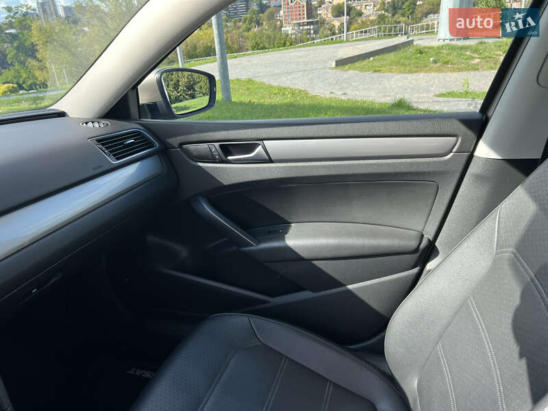 Volkswagen Passat 2015