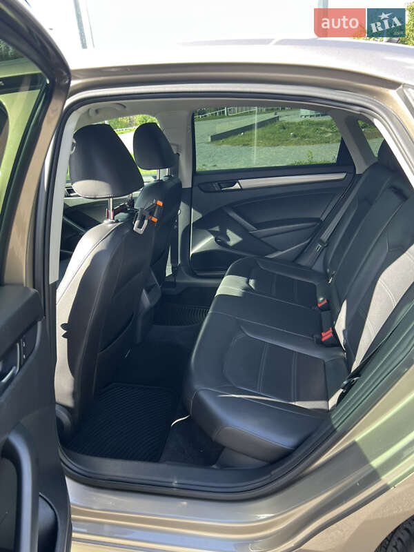 Volkswagen Passat 2015