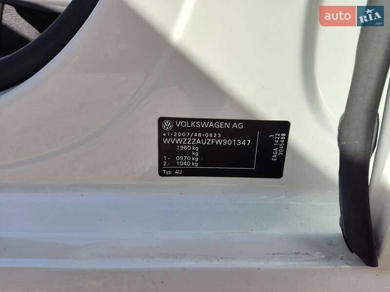 Volkswagen e-Golf 2014