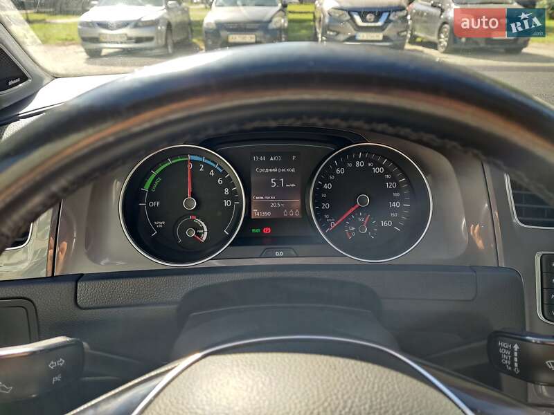 Volkswagen e-Golf 2014