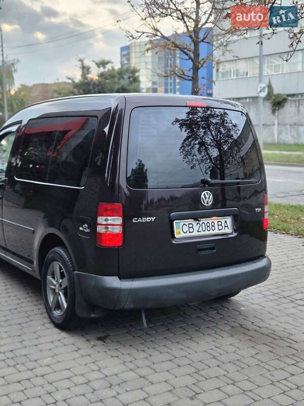 Volkswagen Caddy 2012